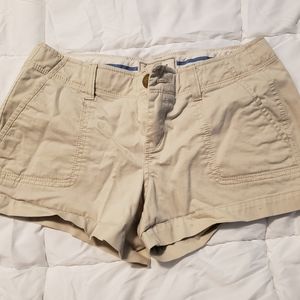 3/10 Old Navy, low-rise, size 2, perfect 3.5" shorts